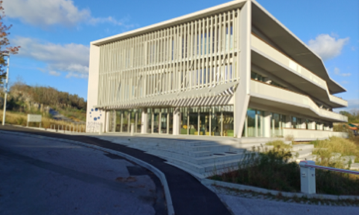 Bâtiment Tertiaire Science du Vivant Zone IZARBEL à Bidart (64)